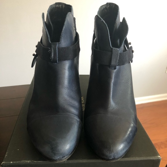 Rag & Bone Harrow Bootie in Navy - size 40 (9-9.5) - Picture 2 of 7